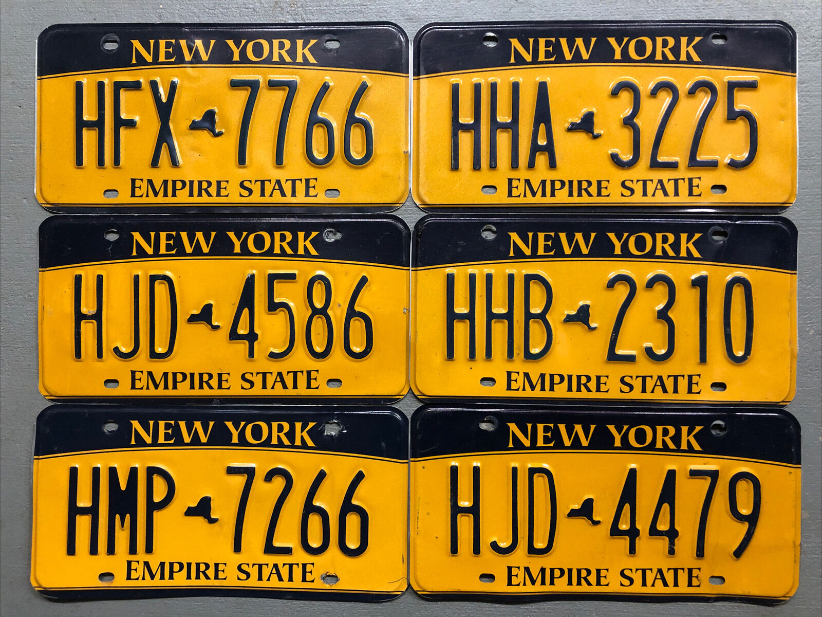 ONE NEW YORK LICENSE PLATE FAIR/GOOD CONDITION RANDOM LETTERS/NUMBERS ON SALE!!!