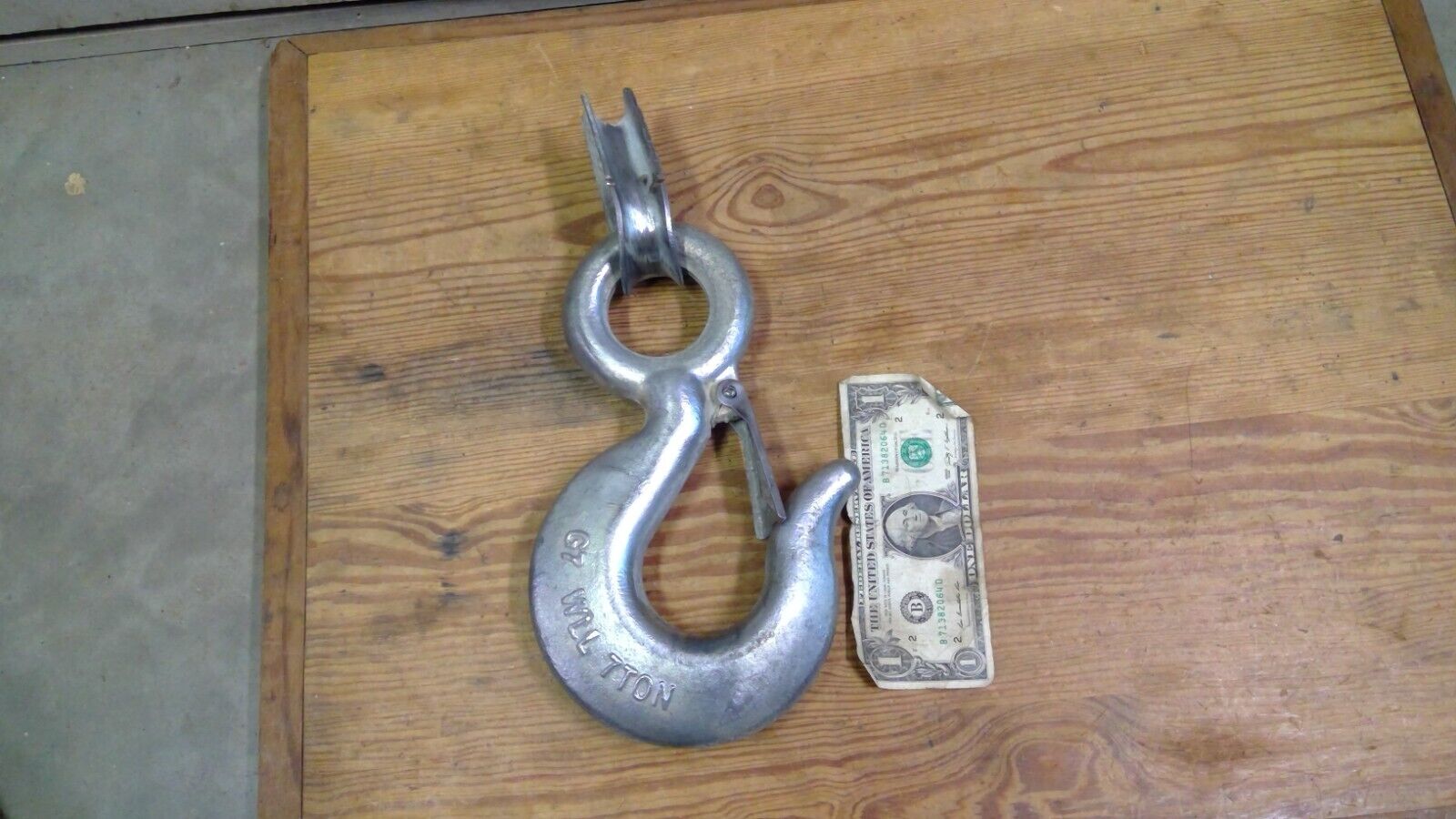 WLL 7 Ton Hook with Safety Latch