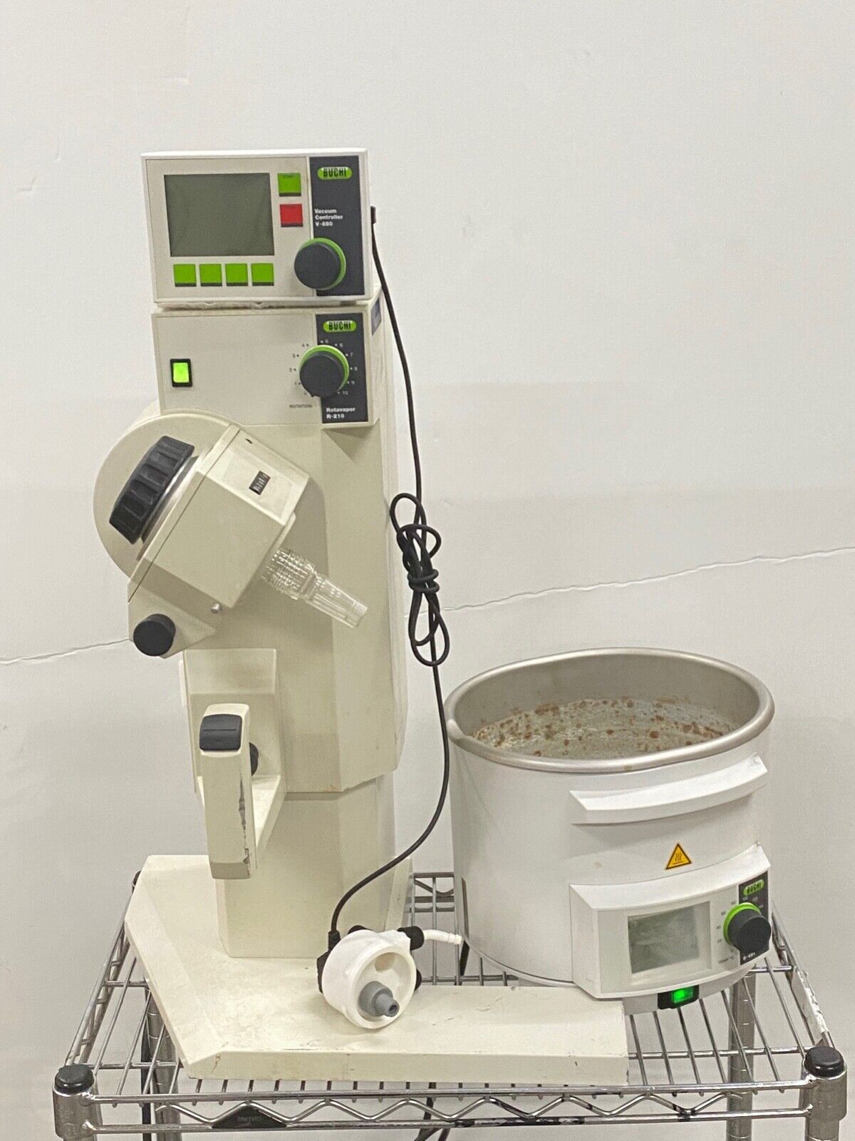 Buchi Rotavapor R-210 Rotary Evaporator + V-850 Vacuum Controller + B-491 Bath