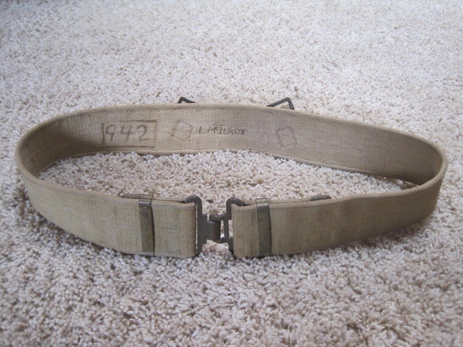 Vintage 1942 Khaki BRITISH Military COMBAT PISTOL BELT