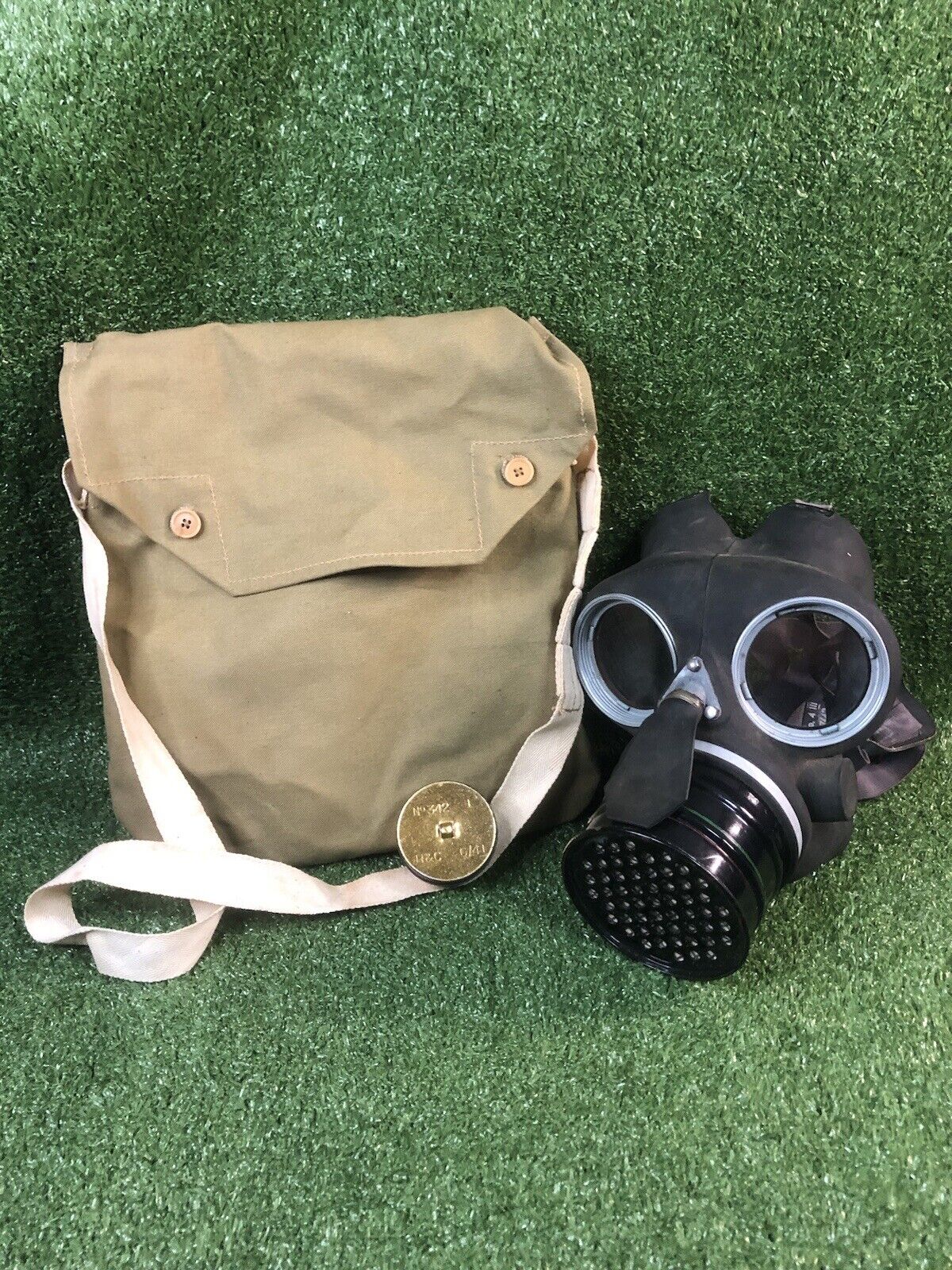 Hampton And Sons 1941 British WW2 Oxygen Mask W/ Bag & Cleaner