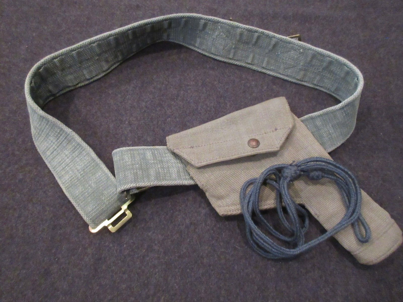 BRITISH WW2 RAF P37 1941 DATED WEBLEY HOLSTER LANYARD MILLS WEBBING BELT