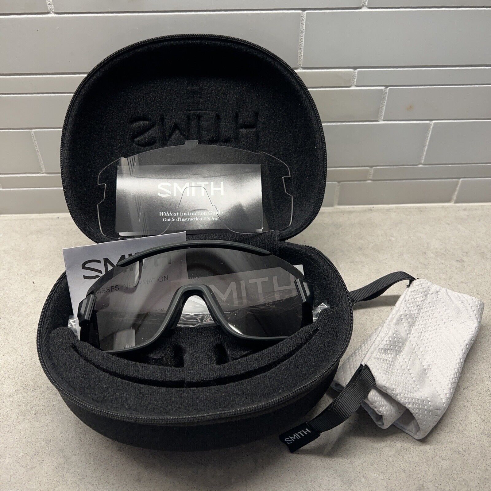 Smith Optics Wildcat ChromaPop Sunglasses Medium Fit Matte Black/Black