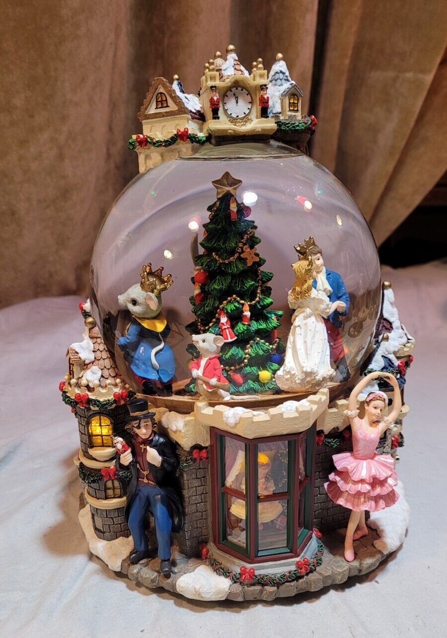 Kirkland Christmas Nutcracker Musical Lighted Rotating Snow Globe HTF