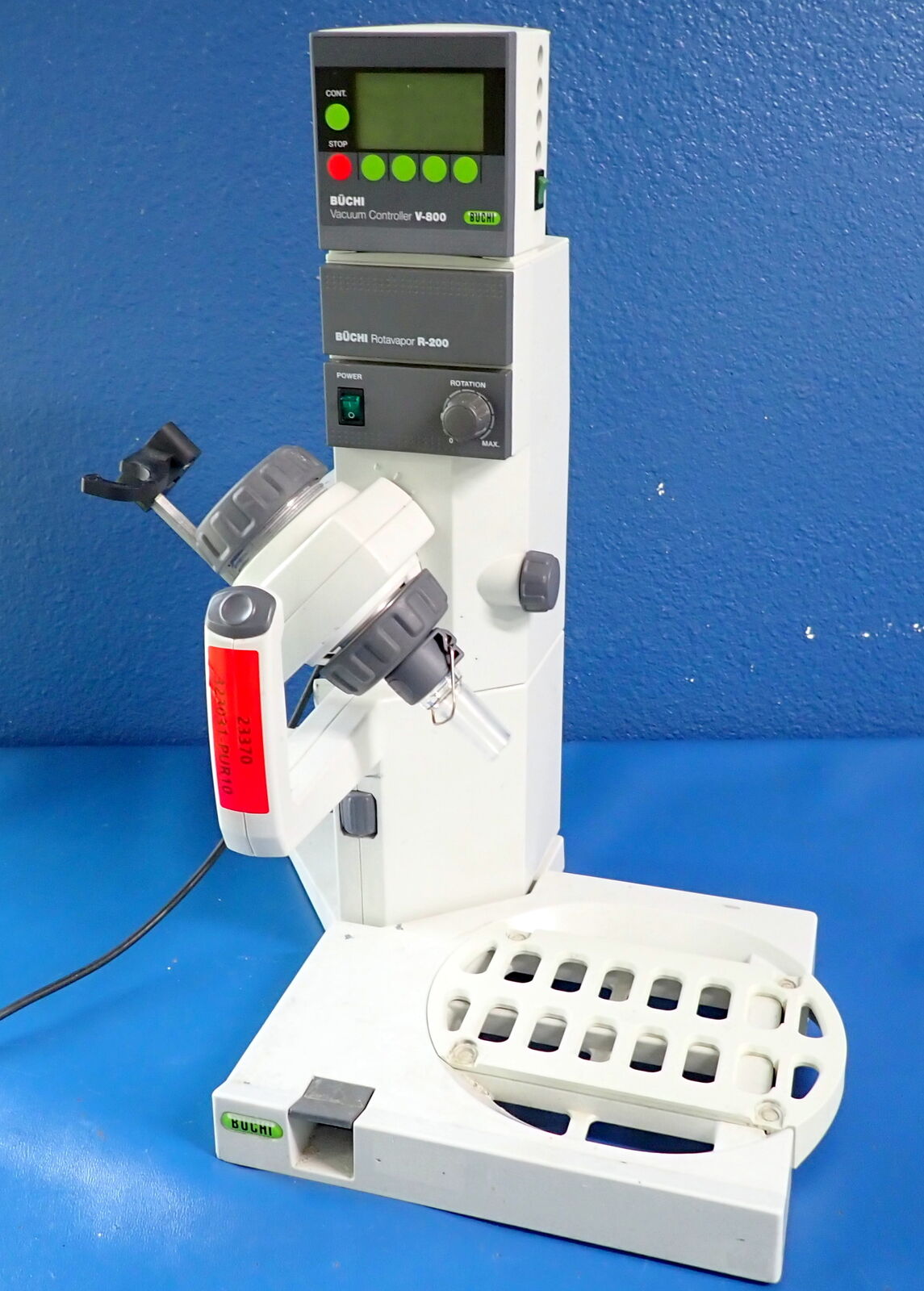 Buchi R-200 Rotary Evaporator w/ B-800 Vacuum Controller
