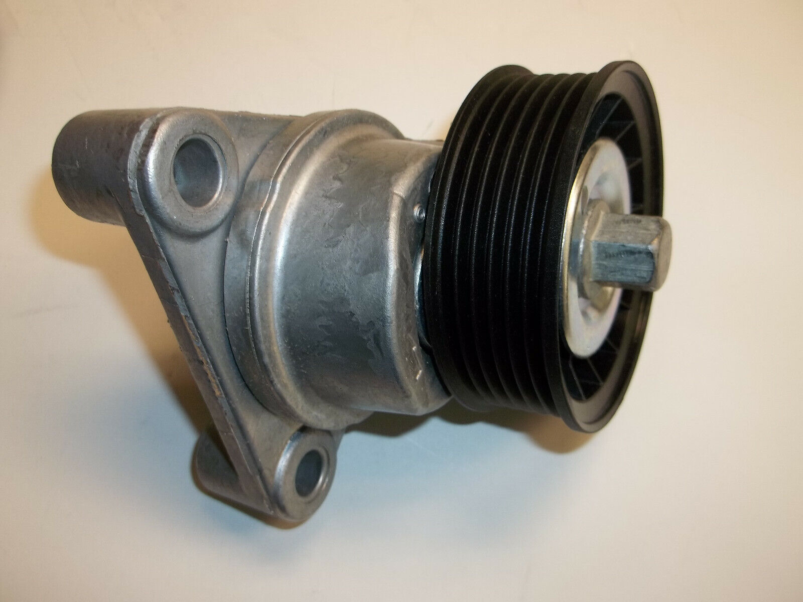 Volvo Penta serpentine Belt Tensioner 4.3L 5.0L 8.1L PCM 5.7l 5.0 5.7 pulley