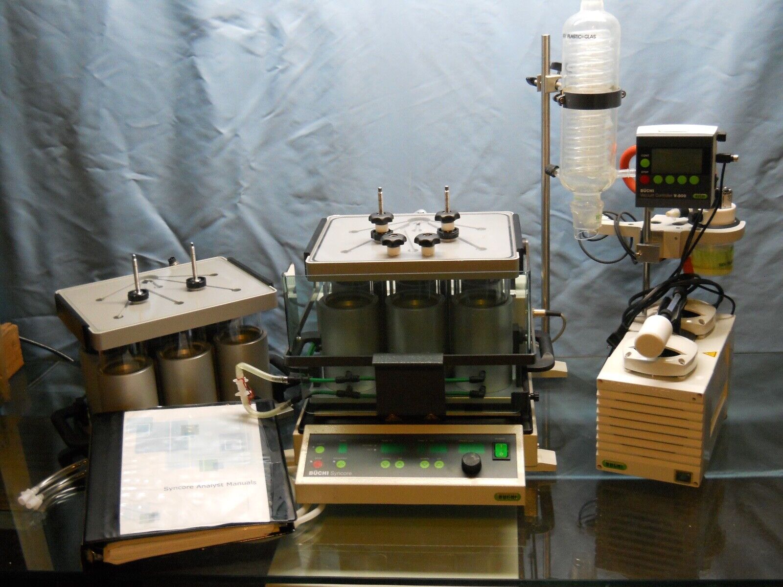 BUCHI Labortechnik AG Syncore Type Q-101 Parallel Evaporation System & Acc.