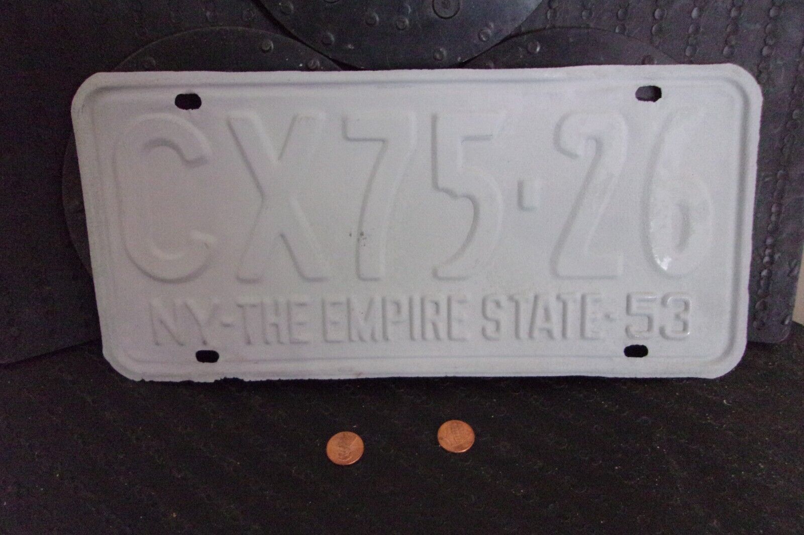 1953 NEW YORK LICENSE PLATE  ..... (CX75 26)