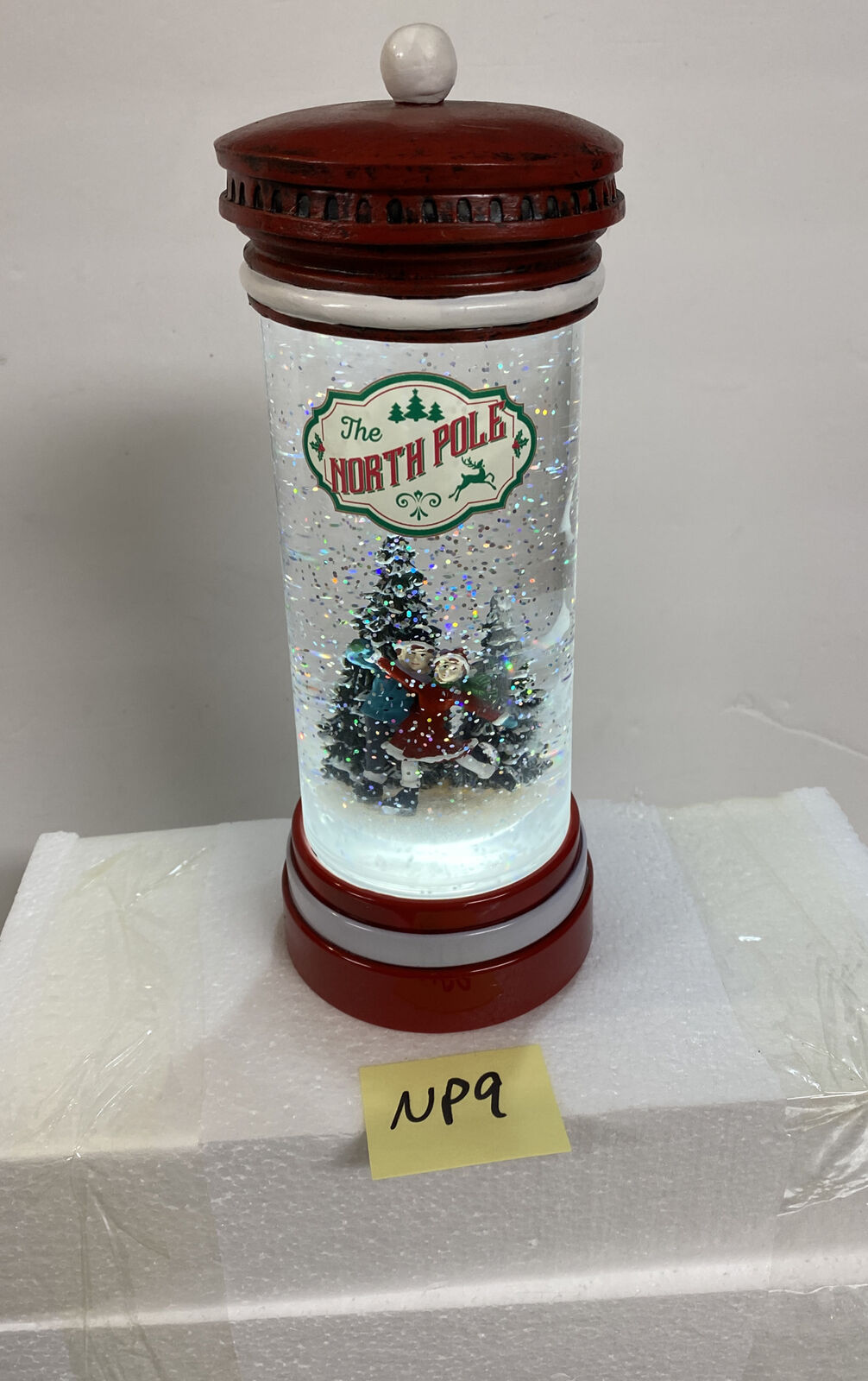 10” Christmas Snow Globe Water globe SWIRLING Skating Snow Pine North Pole (NP9)