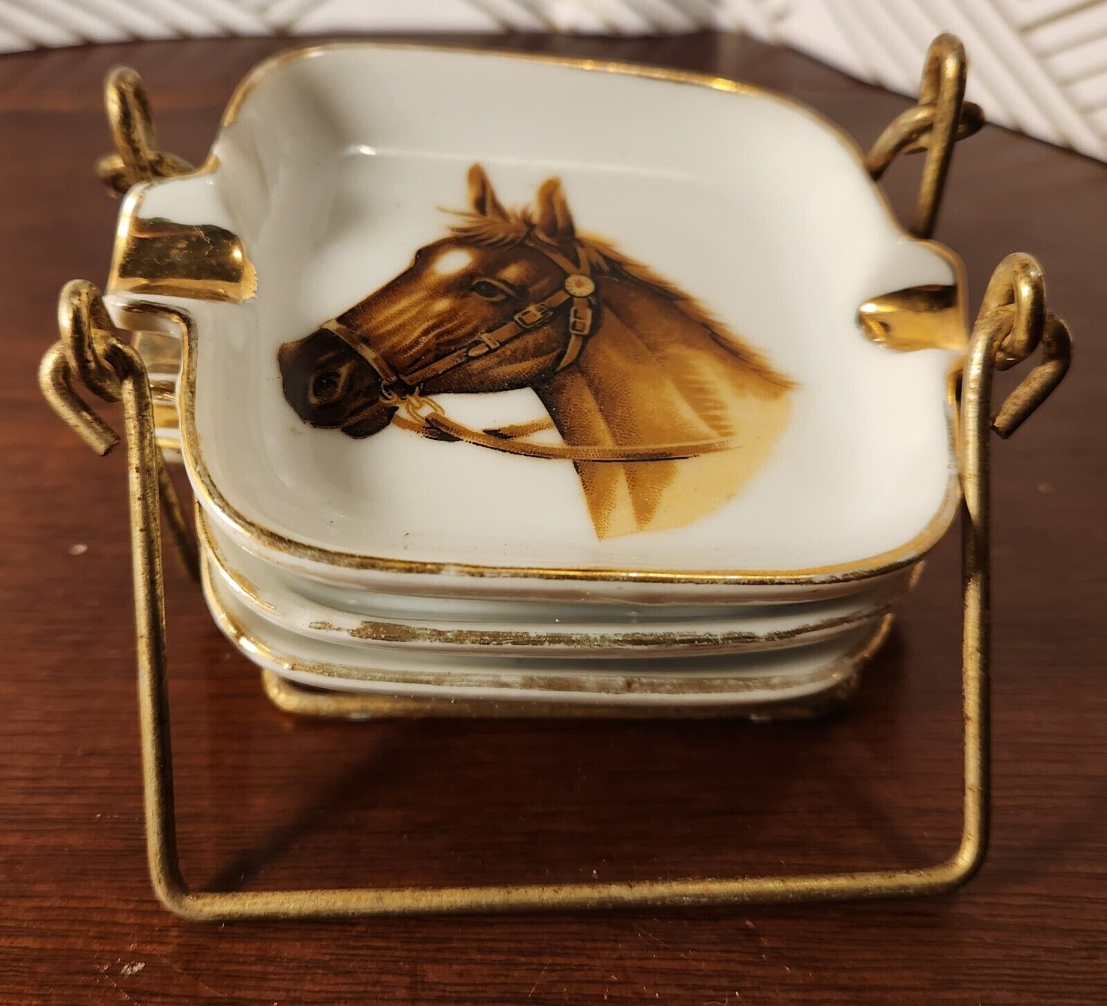 3 Individual Ceramic Ashtrays in Metal Holder Rack - Horse Head Print - Gold Rim