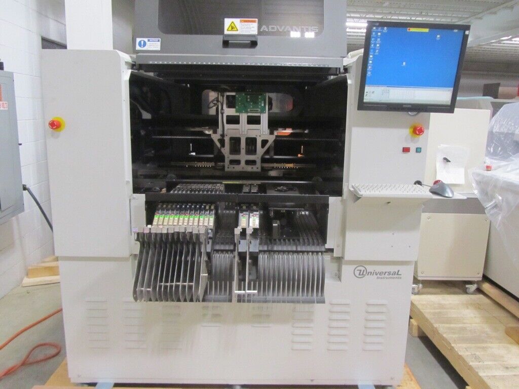 Universal Advantis 4984B AX-72E Pick and Place Machine 7 Spindle Flex Jet AC-30L