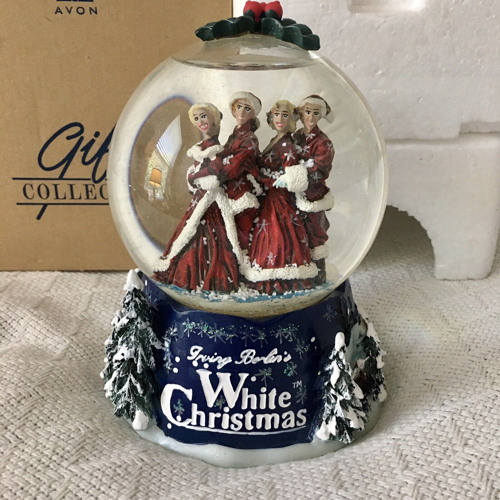 Vintage Avon Irving Berlin White Christmas Snow Globe 2000 Bing Crosby Musical