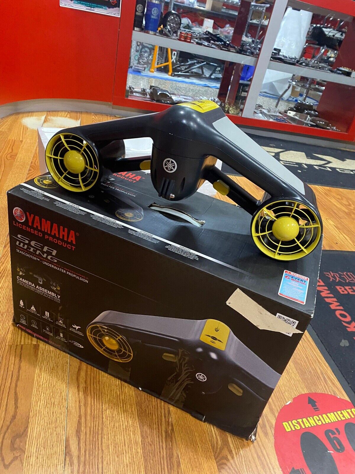 Yamaha seawing underwater scooter