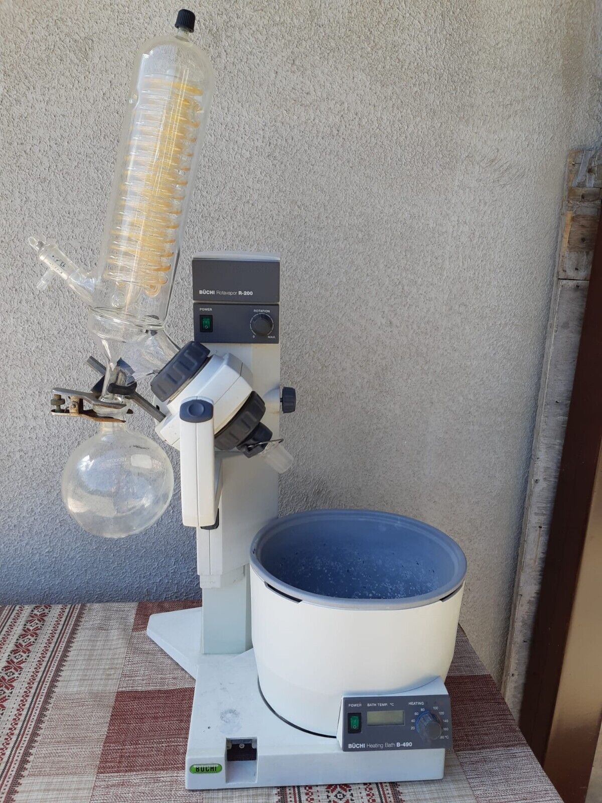 Buchi Rotovapor R-200 with two Heating Baths B-490 - for parts