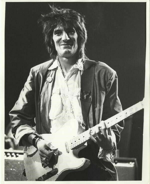 The Rolling Stones Ronnie Wood Iconic Concert guitar Vintage Stamped 8x10 Photo