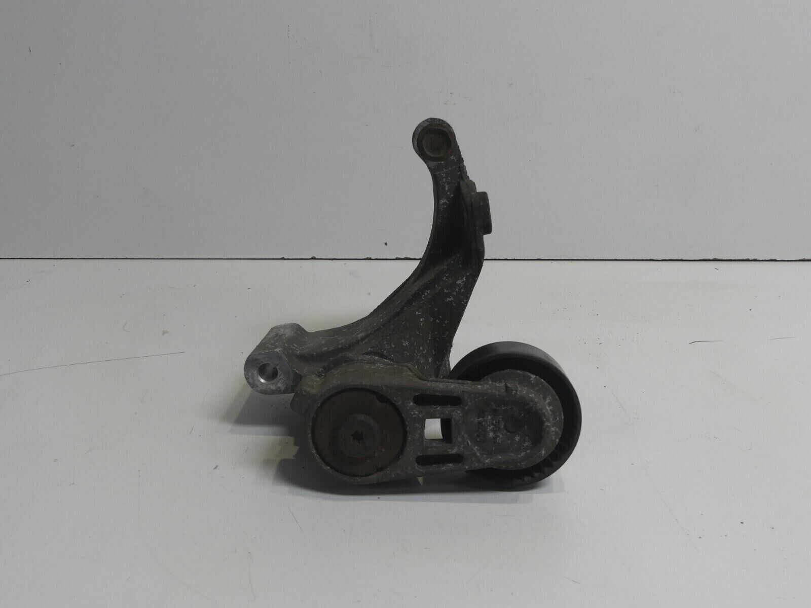 97-02 WRANGLER 4.0L 6CYL Upper AC Compressor Mounting Bracket OEM CC 27