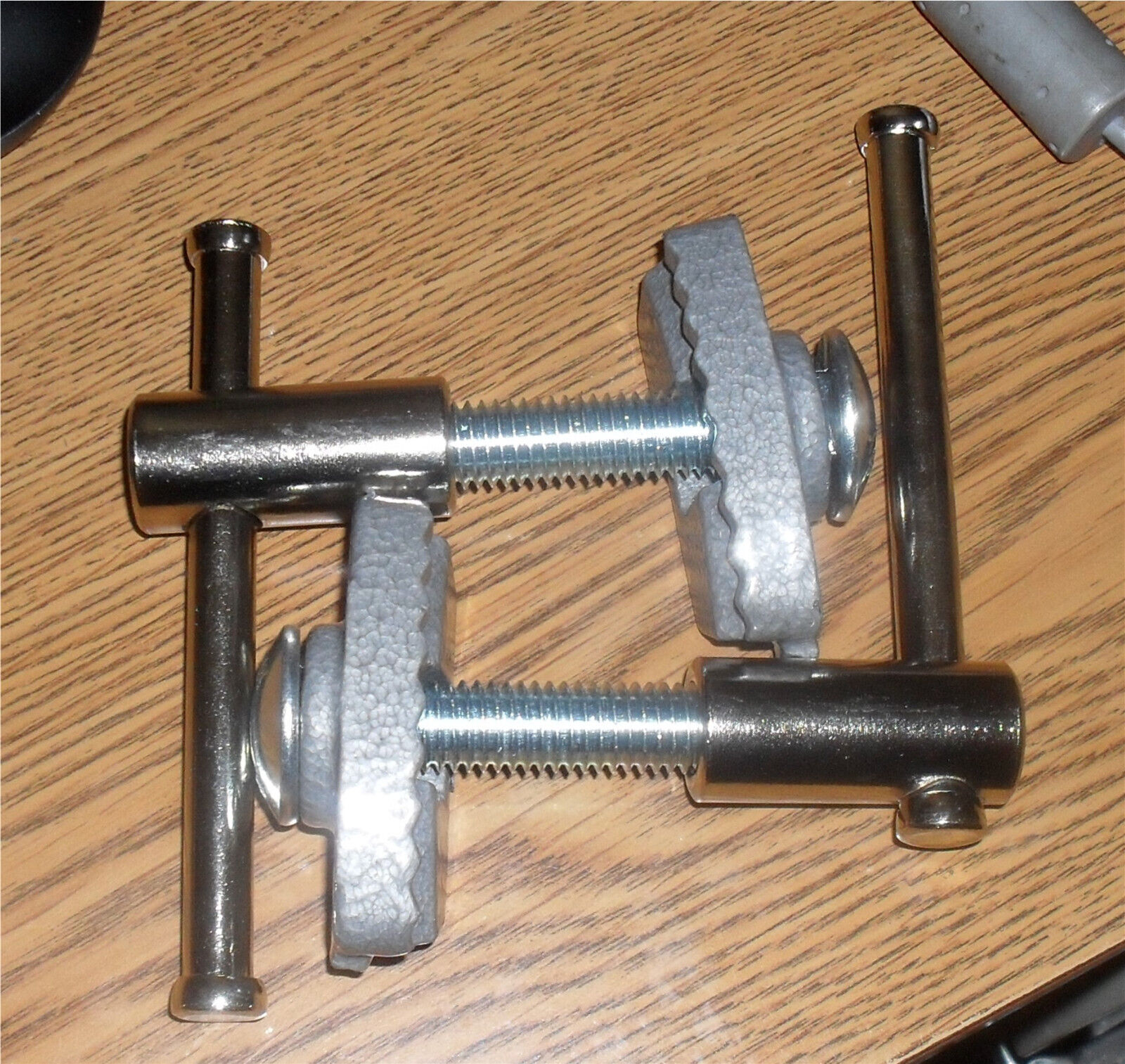 WILTON VISE, TRADSMAN HANDLES  CLEATS  2905200  QTY 2  1750-1765