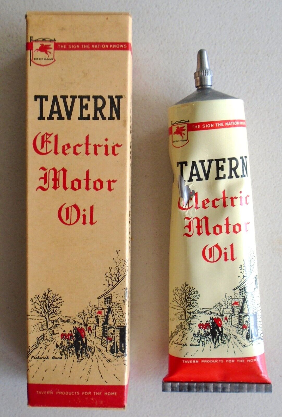 VINTAGE SOCONY VACUUM TAVERN ELECTRIC MOTOR OIL TUBE IN ORIGINAL BOX MOBIL