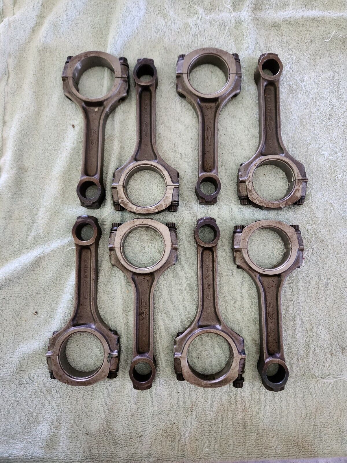 EUC SBC SMALL BLOCK CHEVY BOWTIE RODS 6