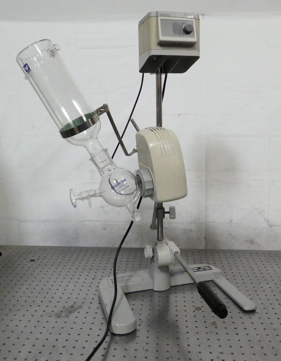 R186828 Yamato RE200 Rotary Evaporator Rotavap
